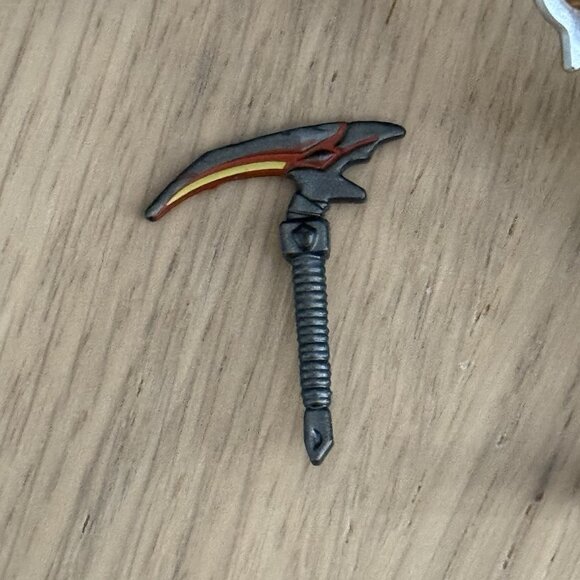 Fortnite Ice vs Fire MOLTEN VALKYRIE Figure Micro Series 2.5 inch - Picture 10 of 11